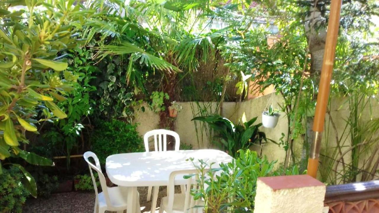 Maison Charmante A Sainte-Marie Avec Grand Jardin Buitenkant foto