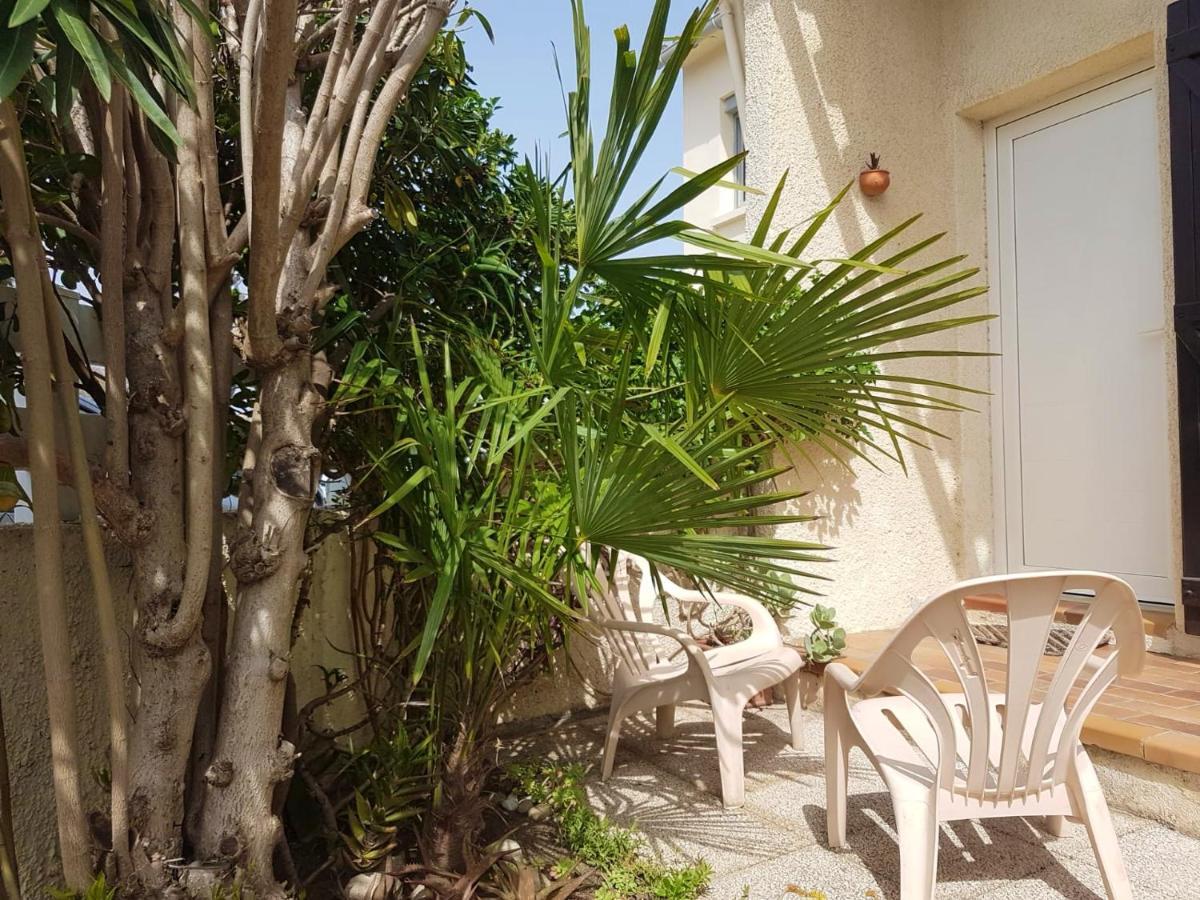 Maison Charmante A Sainte-Marie Avec Grand Jardin Buitenkant foto